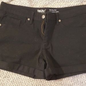 Womens Mossimo mid rise black denim midi shorts